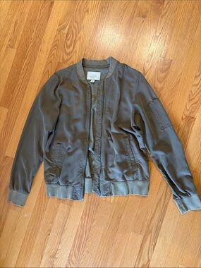 Hinge Olive Green Lightweight Jacket